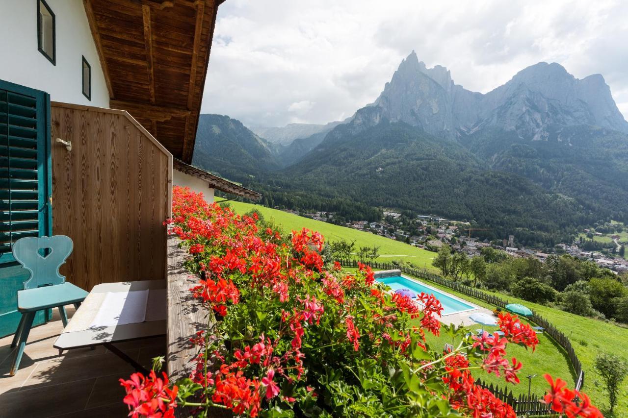 Garni Zatzerhof Hotel Castelrotto